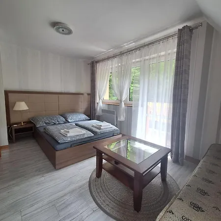 Dworek Lesny Bed & Breakfast Kudowa-Zdrój
