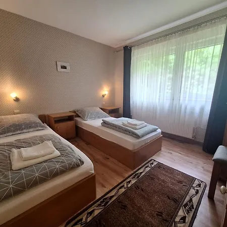 Dworek Lesny Bed & Breakfast